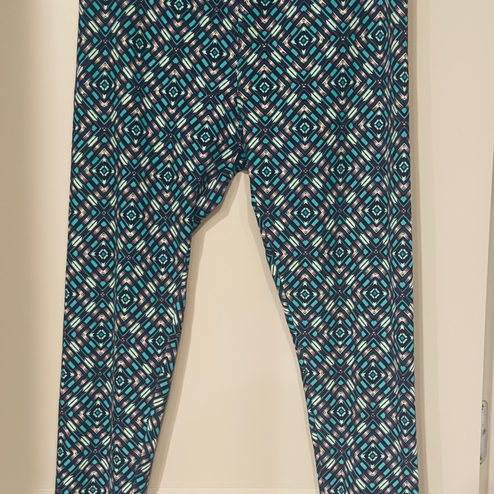 LuLaRoe Blue and Black Geometric Leggings